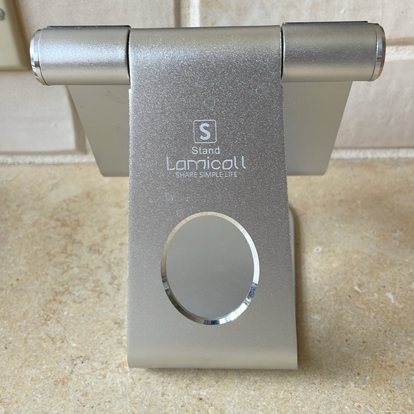 NWOT Lamicall adjustable foldable tablet and phone stand - Picture 2 of 9